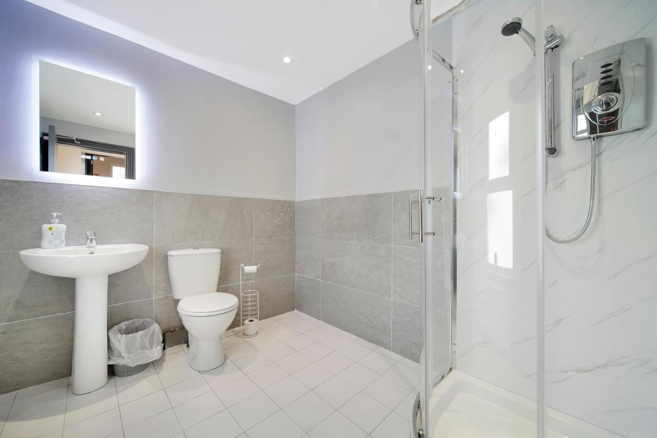 Magee Town House 'Sleeping 8 Guests' Villa Londonderry Exterior photo